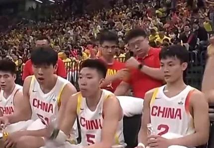天津男篮发挥出色，锐意进攻刷新佳绩