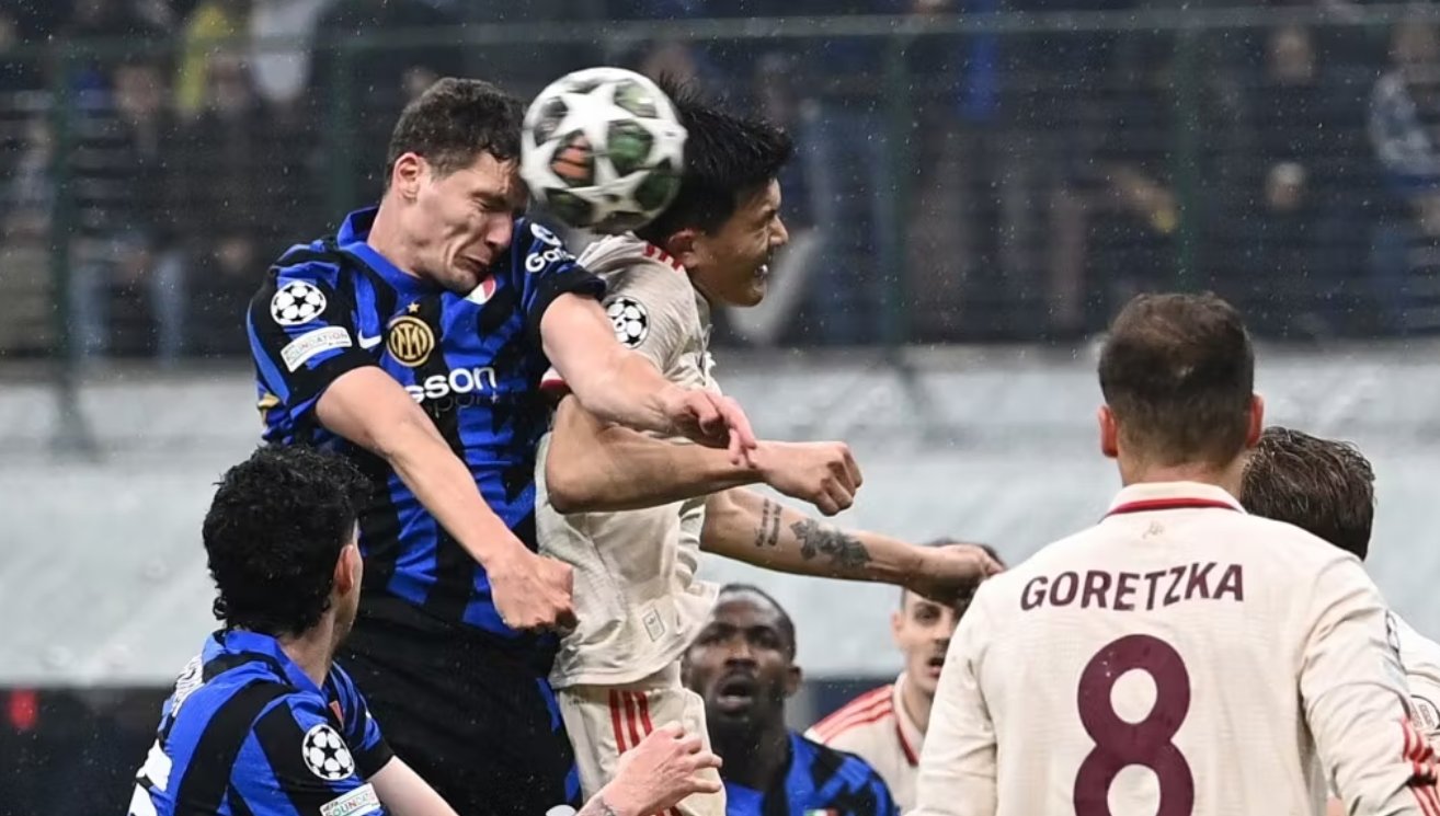 爱游戏登录-包含国米防线失误连连，遭遇不稳定表现的词条