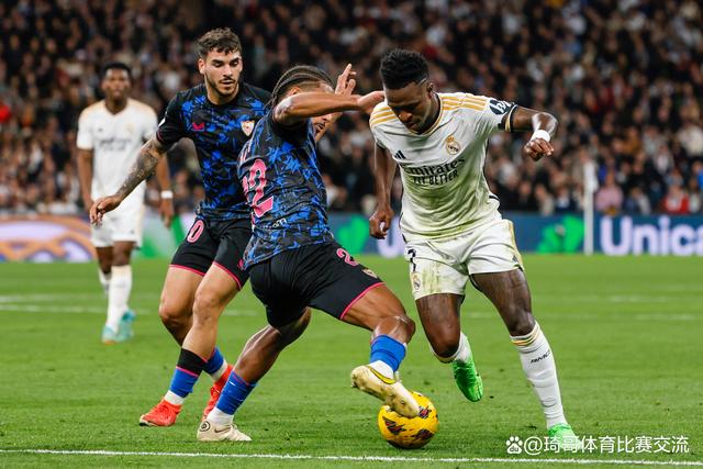 爱游戏体育网站-塞维利亚主场对阵巴拉多利德，争夺三分