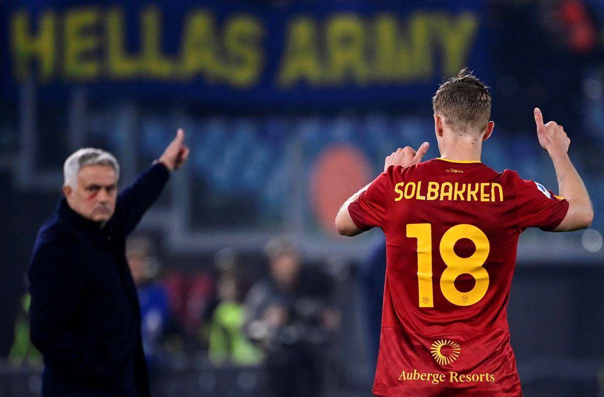 爱游戏官方登录入口-罗马城客场击败强敌，强势崛起的简单介绍