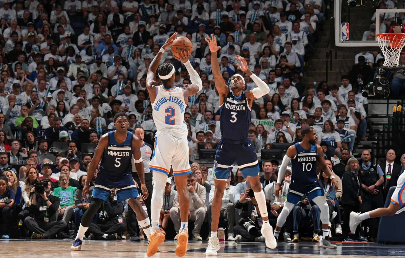 关于NBA西决次轮比赛,公牛队带领领地盖都的信息 关于NBA西决次轮比赛,公牛队带领领地盖都的信息