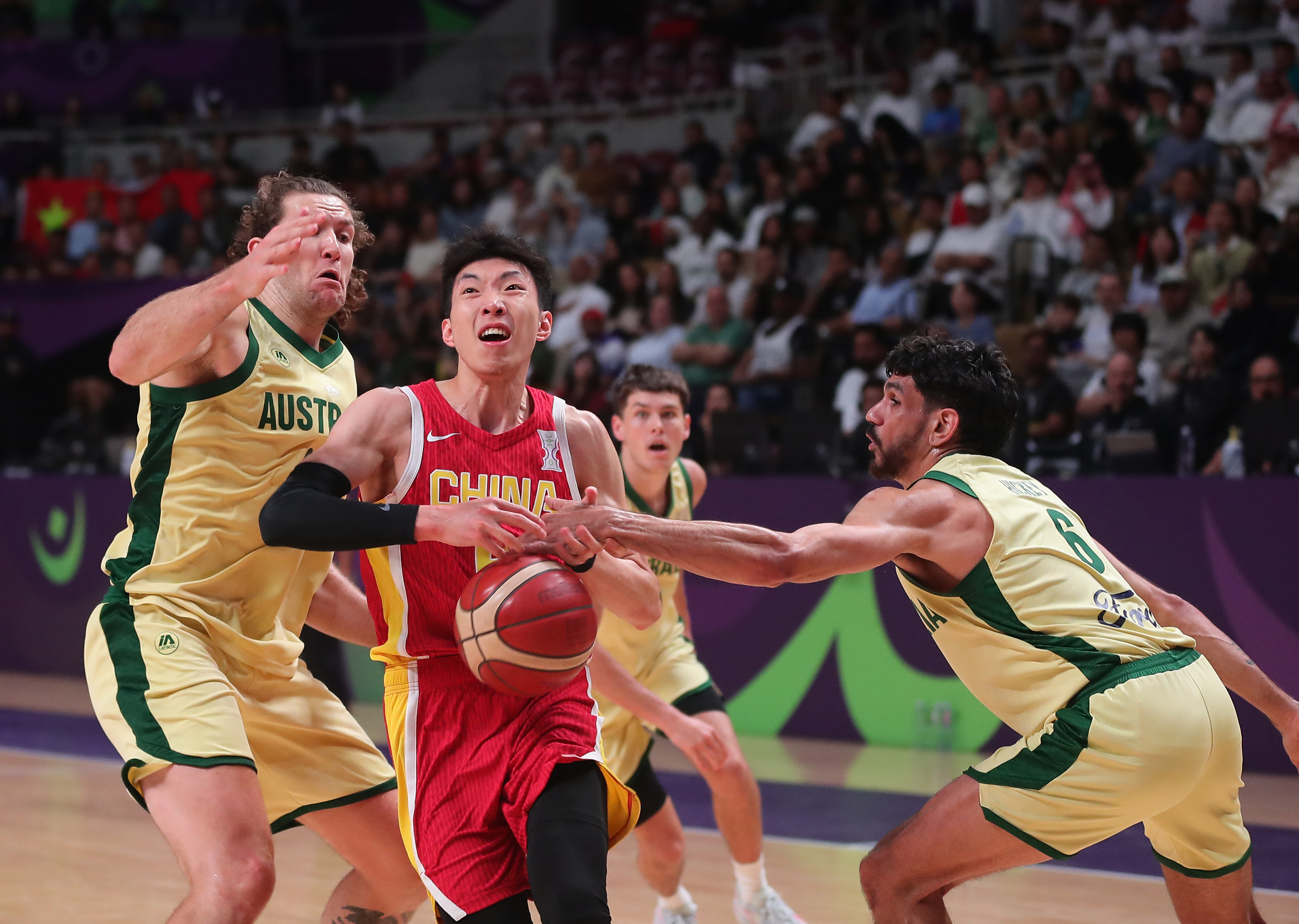 爱游戏体育网站-篮球亚洲杯赛事再度搅动风云，热血激战的简单介绍